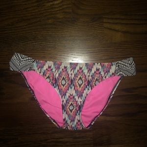 pattern bikini bottoms
